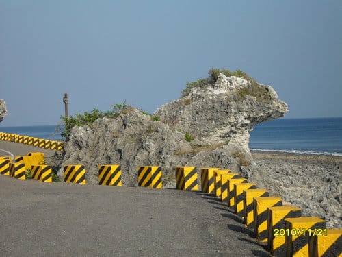 屏東美麗的小島『小琉球』潔淨海水、貝殼沙灘、迷人風景乘風破浪 - 第33張圖 屏東美麗的小島『小琉球』潔淨海水、貝殼沙灘、迷人風景乘風破浪