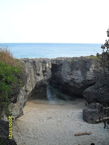 屏東美麗的小島『小琉球』潔淨海水、貝殼沙灘、迷人風景乘風破浪 - 第16張圖 屏東美麗的小島『小琉球』潔淨海水、貝殼沙灘、迷人風景乘風破浪