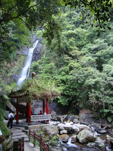 宜蘭景點 礁溪猴硐瀑布/五峰奇瀑布/林美石磐步道/清水地熱/蘭陽博物館/羅東林業文化園區之旅 - 第11張圖 宜蘭景點 礁溪猴硐瀑布/五峰奇瀑布/林美石磐步道/清水地熱/蘭陽博物館/羅東林業文化園區之旅