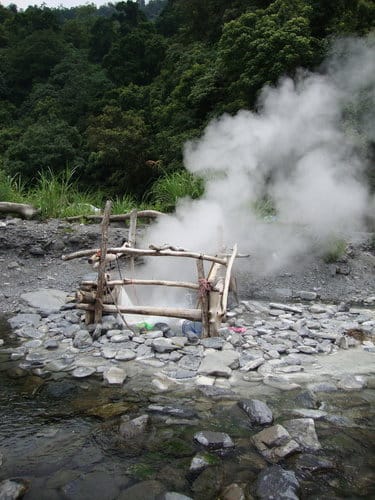 宜蘭景點 礁溪猴硐瀑布/五峰奇瀑布/林美石磐步道/清水地熱/蘭陽博物館/羅東林業文化園區之旅