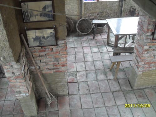 台南景點【老塘湖藝術村】食尚玩家介紹:復古建築、古文物彷彿進入時光隧道可換古裝拍美照的超好拍復古藝術村