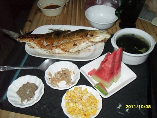 台南景點【老塘湖藝術村】食尚玩家介紹:復古建築、古文物彷彿進入時光隧道可換古裝拍美照的超好拍復古藝術村