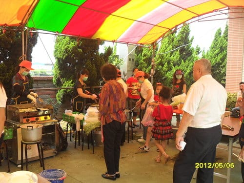 2012.5.6天順講堂慶祝母親節感恩園遊會及繪畫比賽頒獎活動 - 第5張圖 2012.5.6天順講堂慶祝母親節感恩園遊會及繪畫比賽頒獎活動