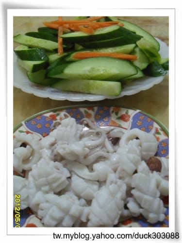 小黃瓜食譜【小黃瓜炒透抽】 - 第2張圖 小黃瓜食譜【小黃瓜炒透抽】