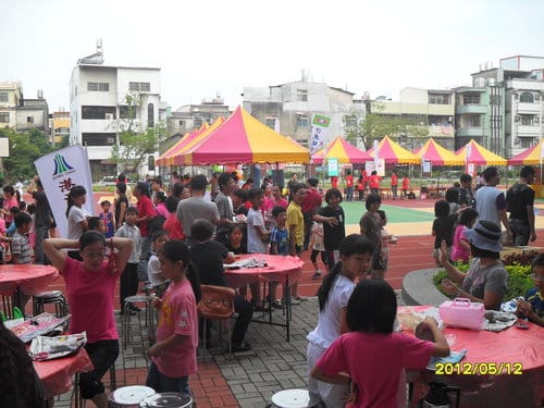 第14屆港洲盃親子陶藝創作比賽 - 第13張圖 第14屆港洲盃親子陶藝創作比賽