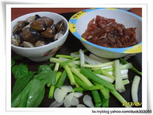 料理食譜塔香肉絲炒蛤蜊 - 第2張圖 料理食譜塔香肉絲炒蛤蜊