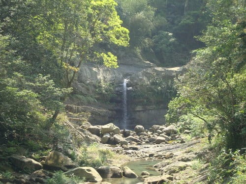 嘉義梅山『大峽谷生態農場』『圓潭自然生態園區』『向山瀑布』『竹坑溪步道』『觀日亭』賞螢火蟲/抓溪蝦/看日出/觀瀑布