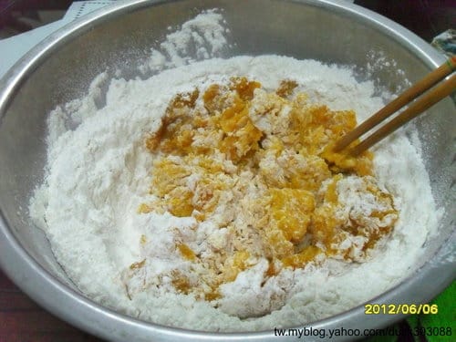 DIY中式麵點南瓜銀絲卷雙色包餡南瓜玫瑰饅頭南瓜肉包 - 第12張圖 DIY中式麵點南瓜銀絲卷雙色包餡南瓜玫瑰饅頭南瓜肉包