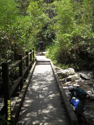宜蘭景點礁溪『林美石磐步道』免費景點潺潺溪水輕鬆登山賞飛瀑