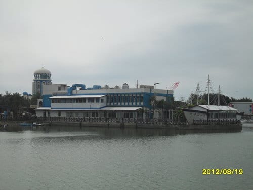 藍白相間希臘風建築…..南寮漁港 - 第7張圖 藍白相間希臘風建築…..南寮漁港