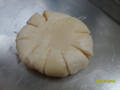 DIY烤箱點心 像一朵小花『地瓜酥』