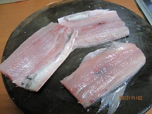 市場買回來的魚.如何殺?虱目魚去骨 - 第9張圖 市場買回來的魚.如何殺?虱目魚去骨