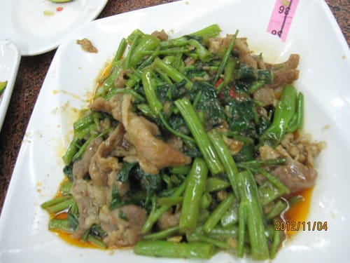 [台中平價快炒店]九號碼頭99元台式快炒 物價上漲的現在.來這用餐.人多划算
