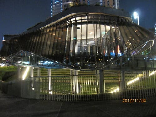 台中市很夯的新景點秋紅谷生態觀公園(夜景篇) - 第3張圖 台中市很夯的新景點秋紅谷生態觀公園(夜景篇)