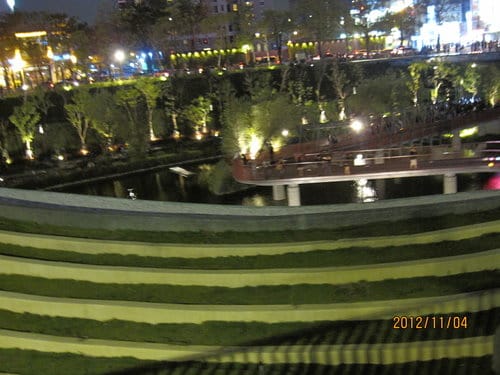 台中市很夯的新景點秋紅谷生態觀公園(夜景篇) - 第6張圖 台中市很夯的新景點秋紅谷生態觀公園(夜景篇)