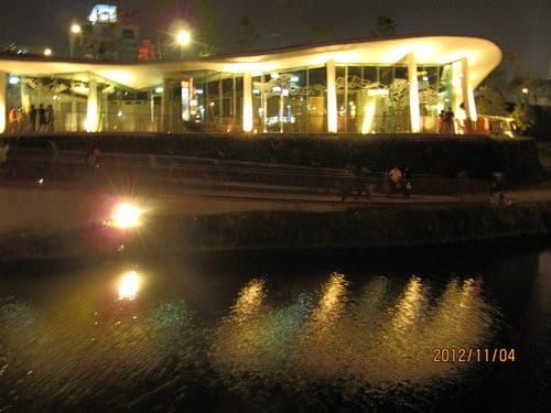 台中市很夯的新景點秋紅谷生態觀公園(夜景篇) - 第4張圖 台中市很夯的新景點秋紅谷生態觀公園(夜景篇)