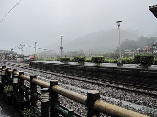 平溪線鐵路十分火車站台灣的尼加拉大瀑布.十分瀑布 - 第3張圖 平溪線鐵路十分火車站台灣的尼加拉大瀑布.十分瀑布