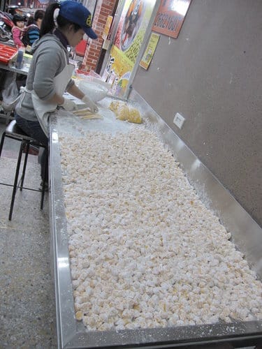 北部景點十分瀑布之旅第3站—深坑老街