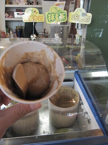 苗栗四方牧場喝下午茶,餵小牛喝ㄋㄟ ㄋㄟ(露營區) - 第16張圖 苗栗四方牧場喝下午茶,餵小牛喝ㄋㄟ ㄋㄟ(露營區)