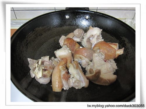 豬肉料理『可樂滷豬腳食譜』