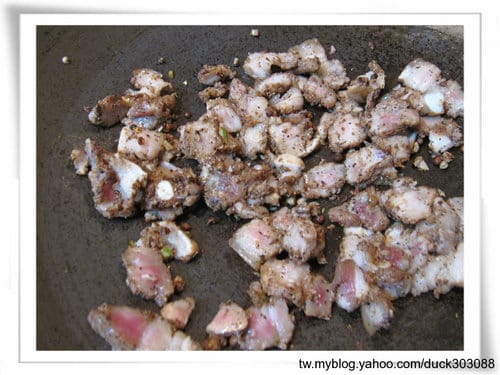 在家自己醃鹹豬肉好吃
