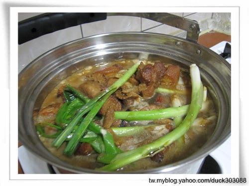 豬肉料理『可樂滷豬腳食譜』