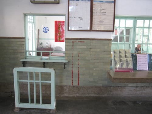 苗栗賞櫻景點泰安舊火車站&派出所周邊櫻花正盛開