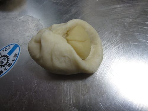 做點心 胡椒餅…這次配方加了少許的酵母粉,外酥內Q
