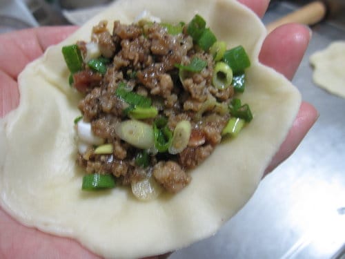 做點心 胡椒餅…這次配方加了少許的酵母粉,外酥內Q