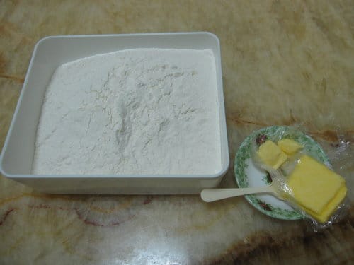 做麵包基礎甜麵糰….椰香奶酥麵包
