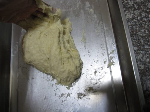 做麵包牛奶湯種麵糰…