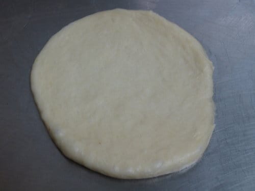 做麵包牛奶湯種麵糰….心形肉鬆蔥花湯種麵包
