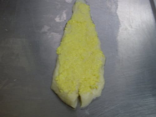 做麵包牛奶湯種麵糰….奶酥湯種小餐包