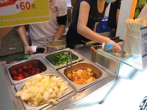 台中逢甲夜市美食小吃–吃透透(懶人包)持續更新中…