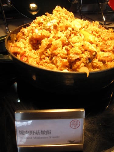 [台中大遠百美食]11F『饗食天堂』自助百匯餐廳(平日午餐&下午茶菜色內容)