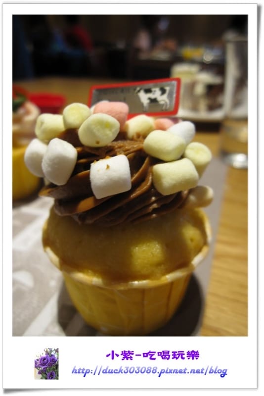 焦糖杯子蛋糕 (1).jpg