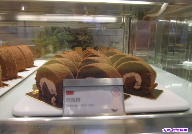 草莓捲蛋糕.jpg