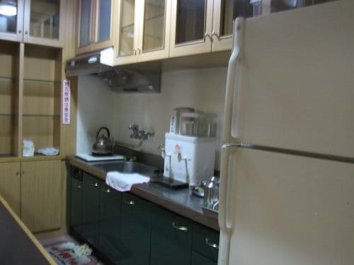 九份老街住宿『緣憶民宿』步行不到2分鐘即是老街喔 (東北角之旅.第5站)