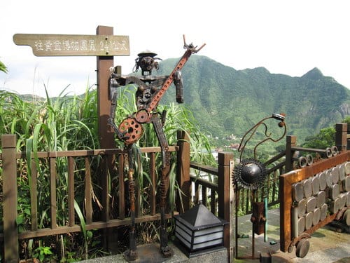 東北角之旅 第7站 金瓜石黃金博物園區周邊景點(四連棟.黃金館.勸濟堂.金水廣場) - 第28張圖 東北角之旅 第7站 金瓜石黃金博物園區周邊景點(四連棟.黃金館.勸濟堂.金水廣場)