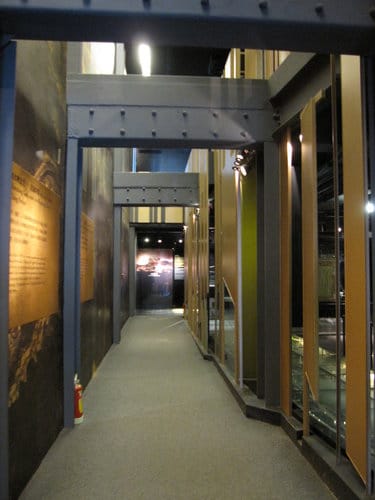 東北角之旅 第7站 金瓜石黃金博物園區周邊景點(四連棟.黃金館.勸濟堂.金水廣場) - 第57張圖 東北角之旅 第7站 金瓜石黃金博物園區周邊景點(四連棟.黃金館.勸濟堂.金水廣場)