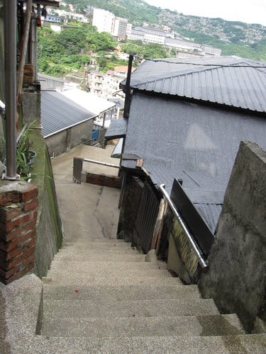 東北角之旅 第7站 金瓜石黃金博物園區周邊景點(四連棟.黃金館.勸濟堂.金水廣場) - 第38張圖 東北角之旅 第7站 金瓜石黃金博物園區周邊景點(四連棟.黃金館.勸濟堂.金水廣場)