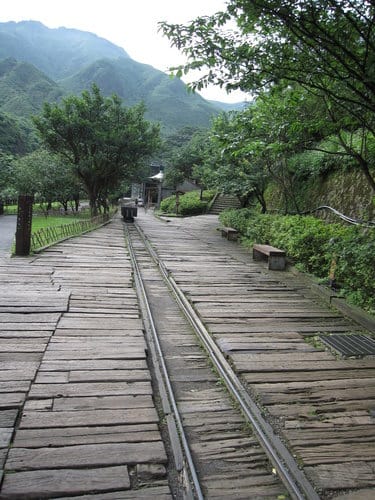 東北角之旅 第7站 金瓜石黃金博物園區周邊景點(四連棟.黃金館.勸濟堂.金水廣場) - 第71張圖 東北角之旅 第7站 金瓜石黃金博物園區周邊景點(四連棟.黃金館.勸濟堂.金水廣場)