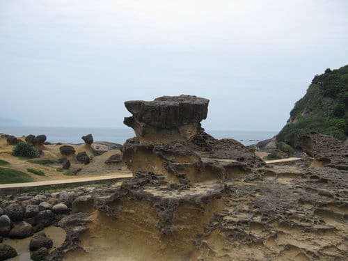 東北角之旅『野柳地質公園』親子旅遊賞天然岩石、野柳女王頭