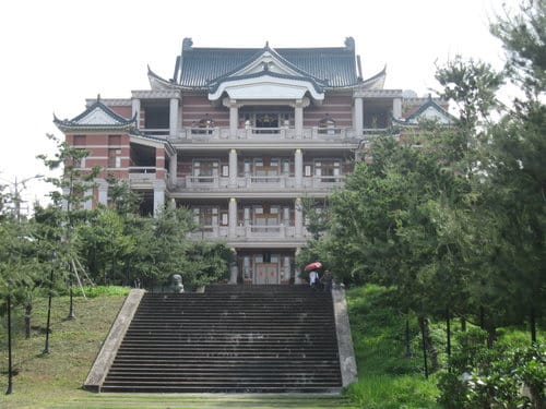 南投唯心聖教八卦聖城 『易經大學』曠世鉅作九龍壁