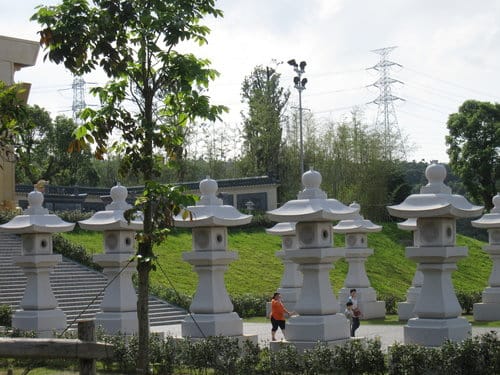 南投唯心聖教八卦聖城 『易經大學』曠世鉅作九龍壁