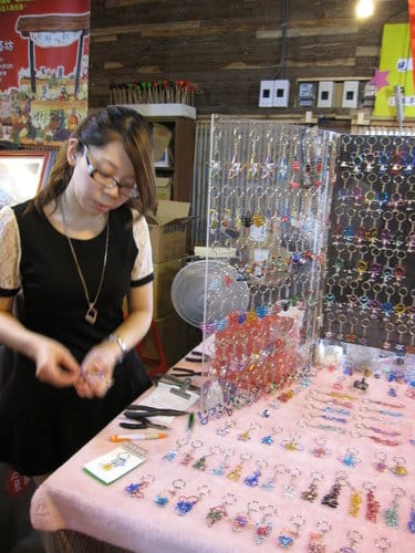 草屯 寶島時代村 50年代懷舊街景的復合式商場…下雨天的好去處