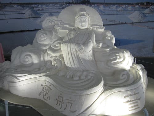 七股鹽山.台灣鹽博物館『一見雙雕藝術季』 雪白的鹽雕