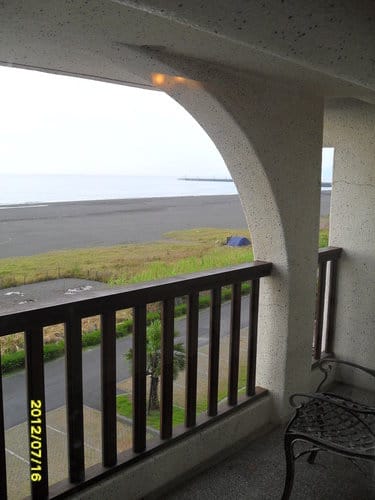 宜蘭住宿頭城『外澳會館』 沙灘踏浪賞日出的好地方