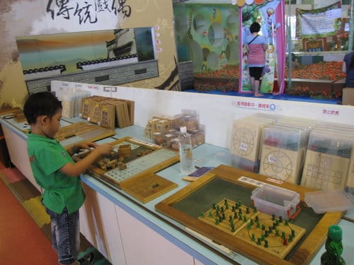 彰化景點『台灣玻璃館』 1樓展場 - 第38張圖 彰化景點『台灣玻璃館』 1樓展場