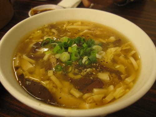 食記台中『東海商圈』程.上海小籠湯包美食館